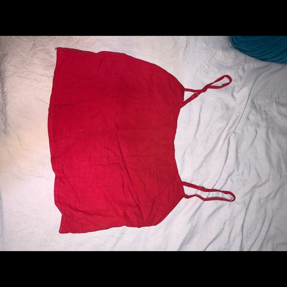 BRANDY MELVILLE CROP TOP